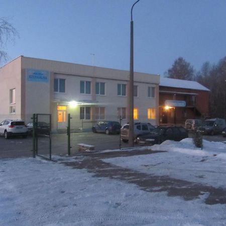 Viesu Maja Ezerkalns Hotel Krāslava Eksteriør billede