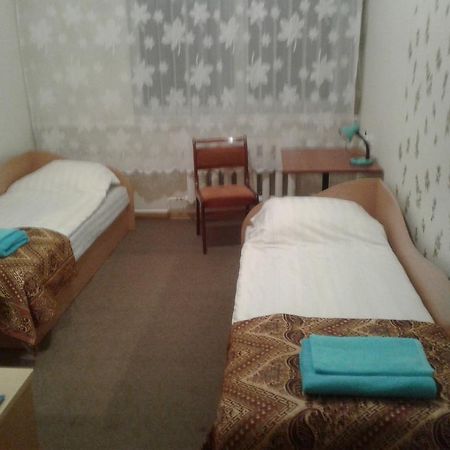 Viesu Maja Ezerkalns Hotel Krāslava Eksteriør billede