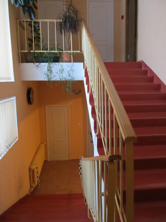 Viesu Maja Ezerkalns Hotel Krāslava Eksteriør billede