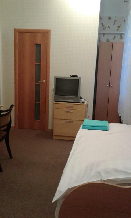 Viesu Maja Ezerkalns Hotel Krāslava Eksteriør billede