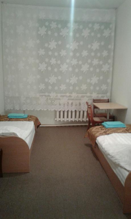 Viesu Maja Ezerkalns Hotel Krāslava Eksteriør billede